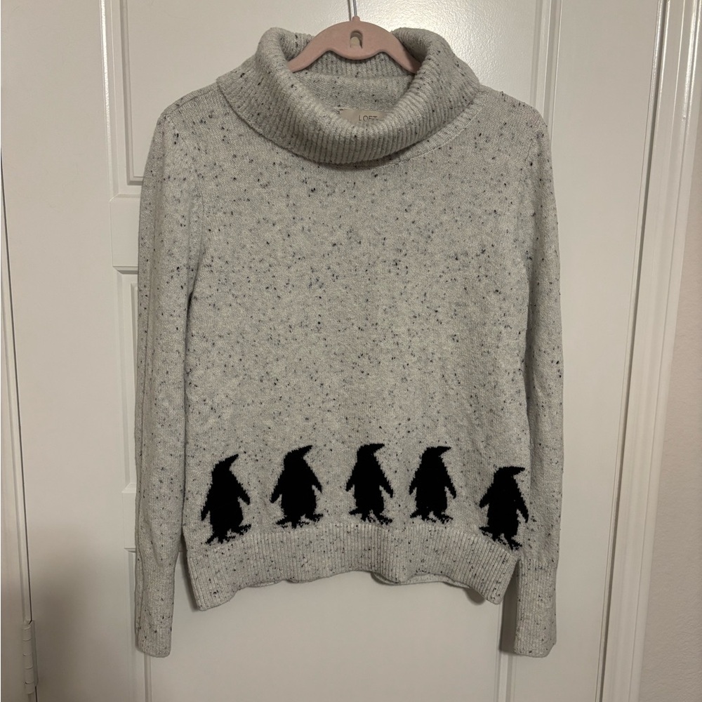 LOFT Speckled Gray Turtleneck Sweater with Penguin Design